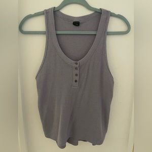 Button tank top